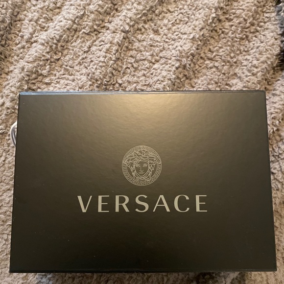 Versace bag - Picture 9 of 9
